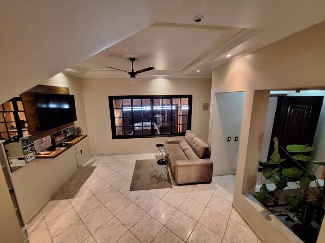 Casa para Venda em Várzea Paulista - 2